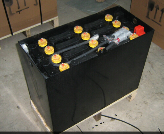 Battery for electric forklift